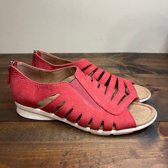 Comfortiva Parker Red Wedge Sandal Size 11 Pillowtop Leather Strappy Open Toe - Picture 1 of 11